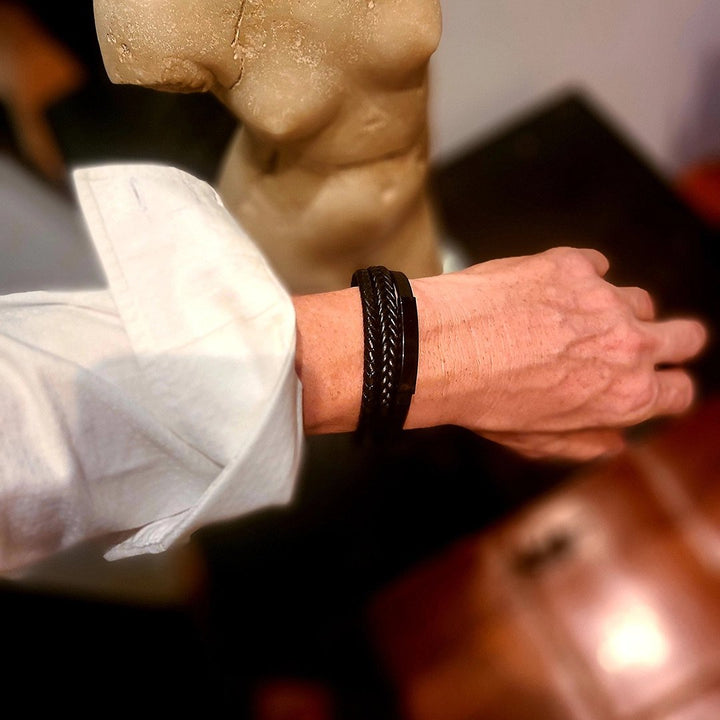 Dapper Dark Clasp Bracelet